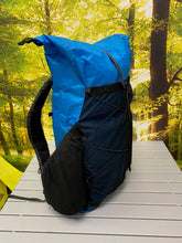 Load image into Gallery viewer, PBD - SOOLITE34 - frameless Ultralight hiking backpack - Dyneema® 2.92oz