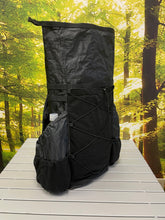 Load image into Gallery viewer, PBD Ultralight - TRAILPACK27 frameless hiking backpack - Black Dyneema 2.92oz